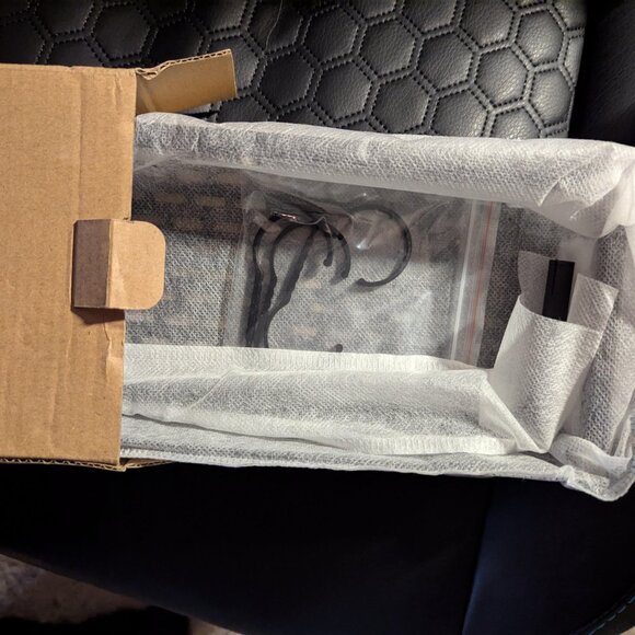 ⭐ Bathroom Double Towel Bar w/ 4 hooks NWOT - Picture 4 of 5